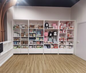 Orange wheels Dubai 1